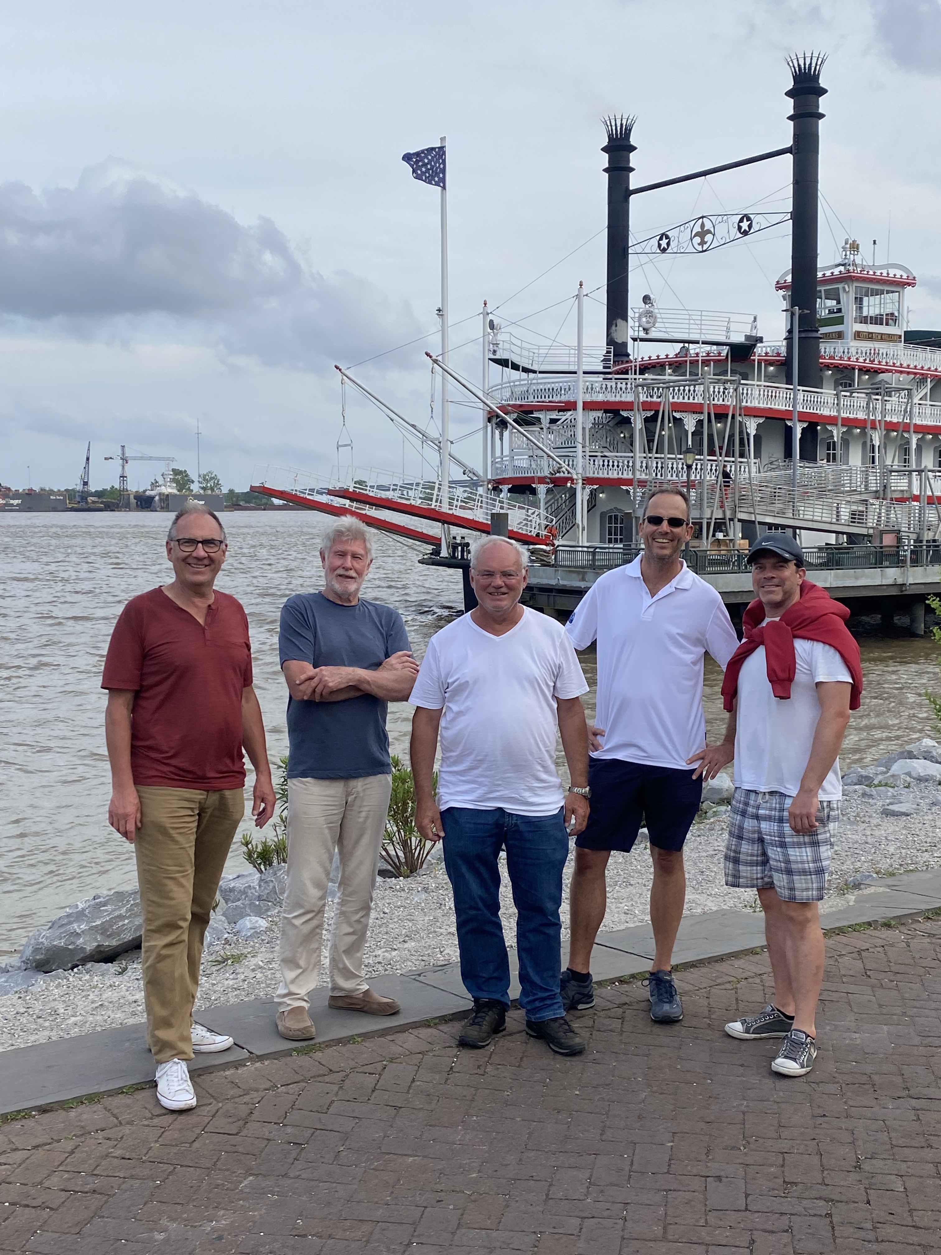 BR23 07 20230404 New Orleans Mississipi Raddampfer mit Crew PU